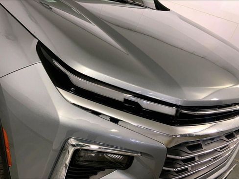 Used 2024 Chevrolet Traverse LT AWD/4WD image 26
