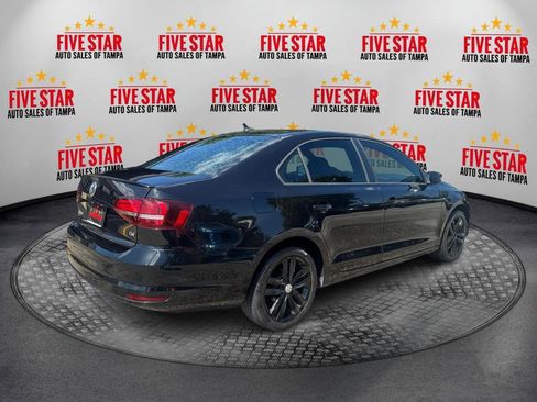 Used 2018 Volkswagen Jetta Sport image 7