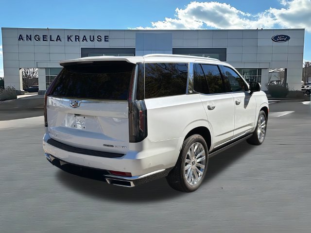 Used 2024 Cadillac Escalade Premium Luxury w/ Performance Package AWD/4WD image 8