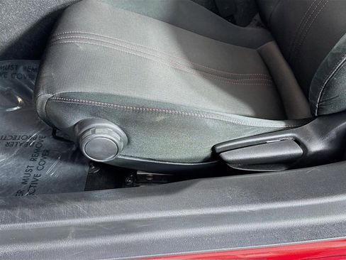 Used 2019 MAZDA MX-5 Miata Club image 19