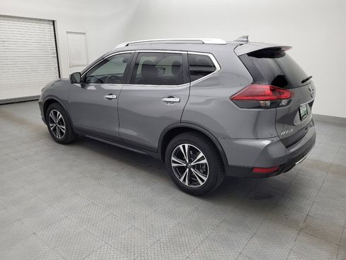 Used 2019 Nissan Rogue SV w/ Premium Package FWD image 3