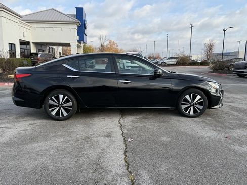Used 2021 Nissan Altima 2.5 SV image 8