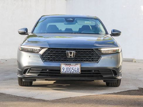 Used 2023 Honda Accord EX-L image 2