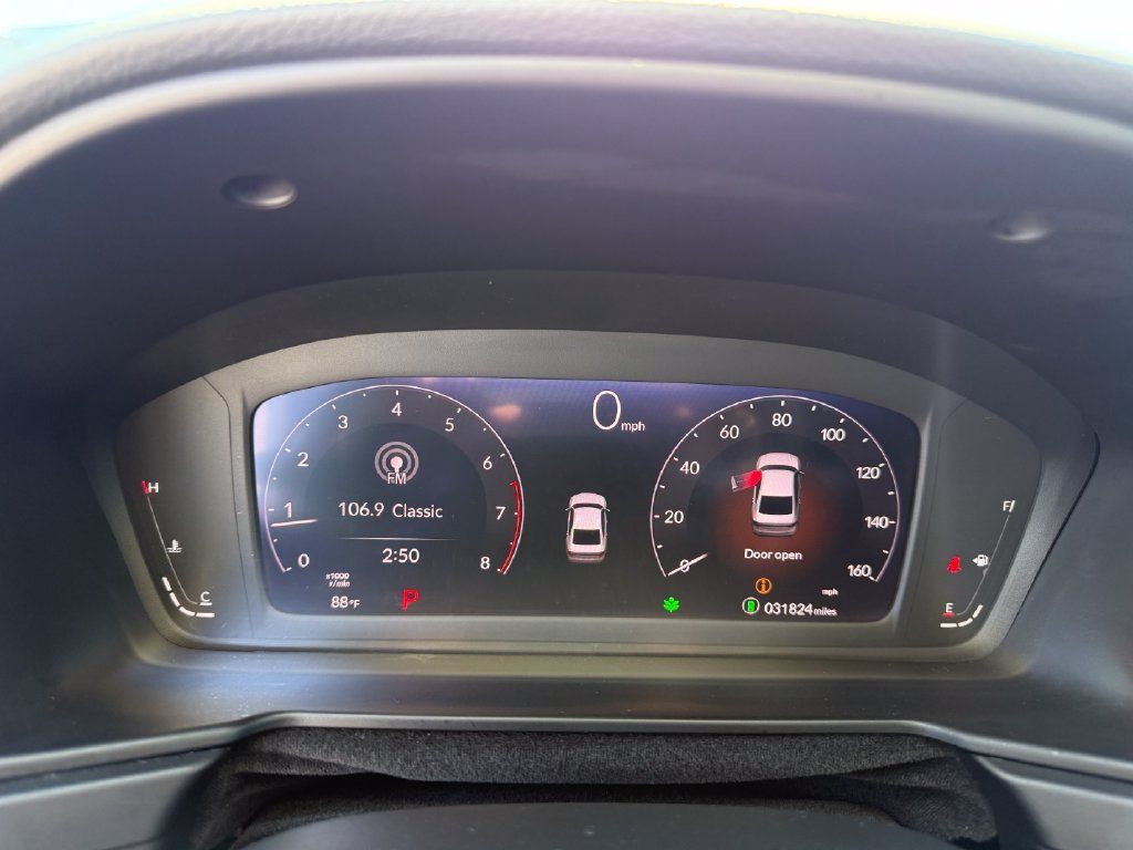 Used 2025 Honda Accord LX image 15