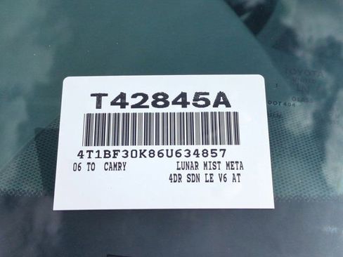 Used 2006 Toyota Camry LE image 16