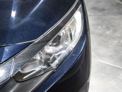 Used 2017 Honda Civic EX-T image 7