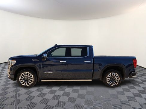 Used 2023 GMC Sierra 1500 Denali Ultimate image 2
