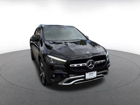 Used 2025 Mercedes-Benz GLA 250 image 3