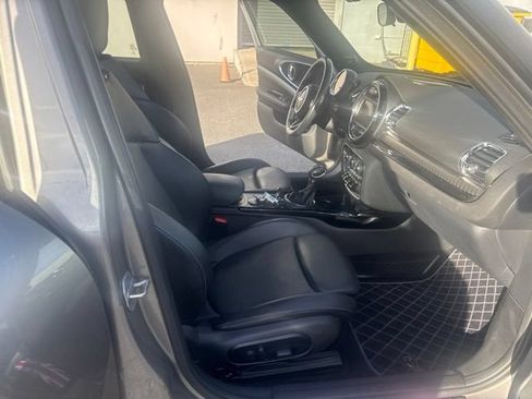 Used 2016 MINI Cooper Clubman FWD image 14