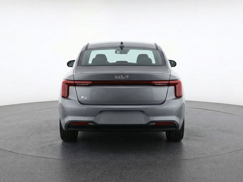 Used 2025 Kia K4 LXS image 7