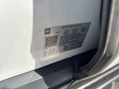 Used 2023 Chevrolet Suburban Premier RWD image 41