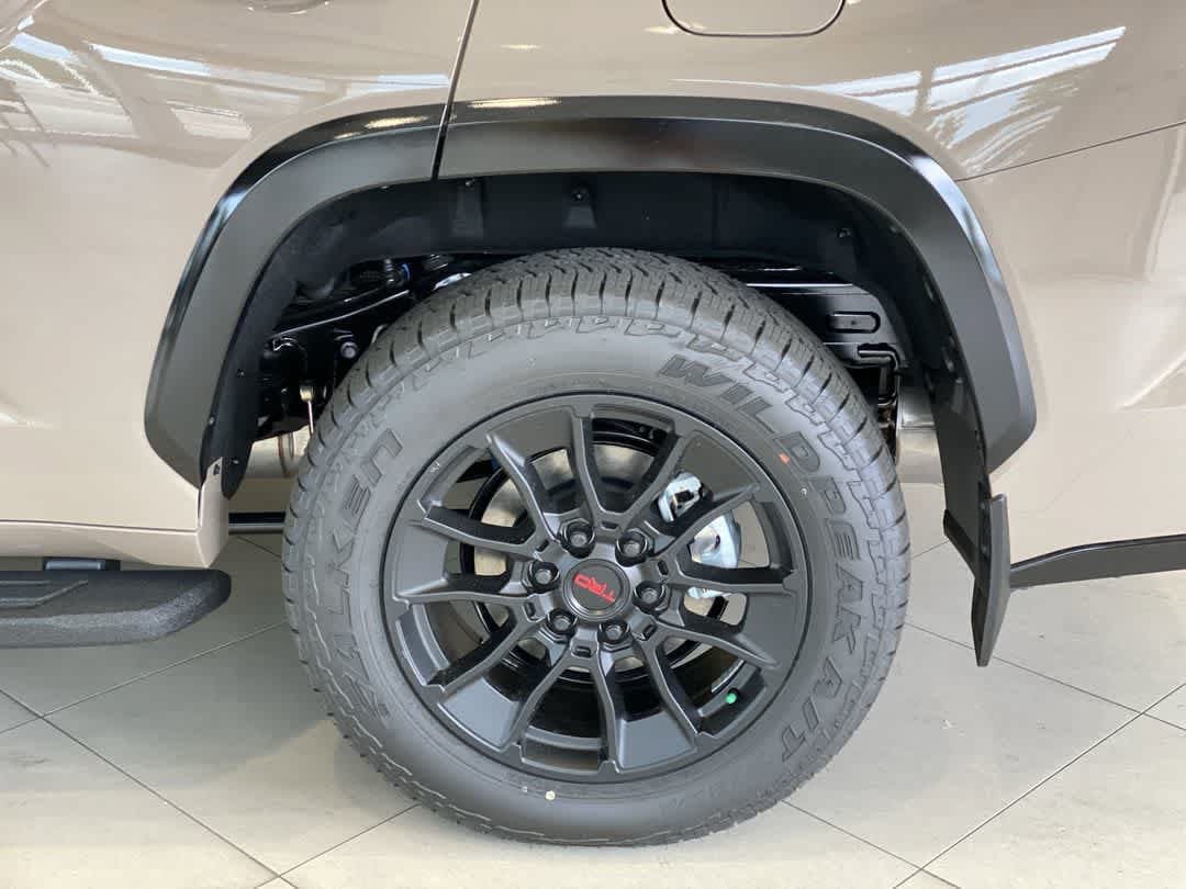 New 2026 Toyota Sequoia Platinum w/ TRD Off-Road Package AWD/4WD image 13