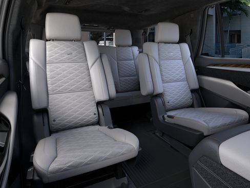New 2026 Cadillac Escalade Platinum Sport w/ LPO, ONYX Package AWD/4WD image 17