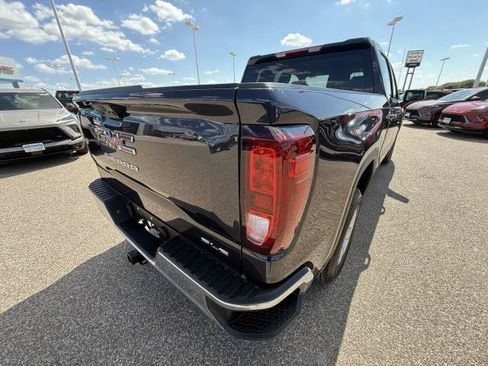 New 2026 GMC Sierra 1500 SLE RWD image 14