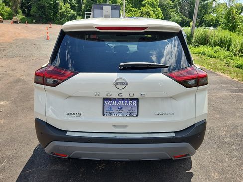 Used 2023 Nissan Rogue SV AWD/4WD image 5