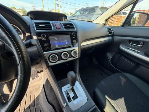 Used 2016 Subaru Impreza 2.0i Premium AWD/4WD image 10