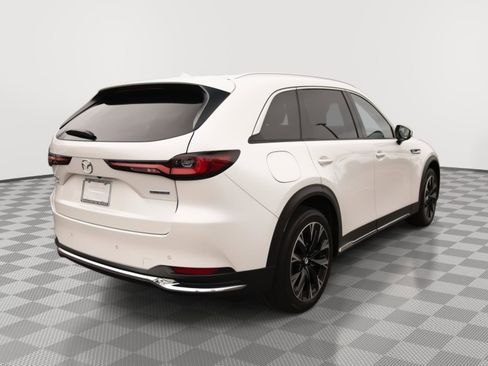 Used 2024 MAZDA CX-90 Plug-In Hybrid w/ Premium Plus image 23