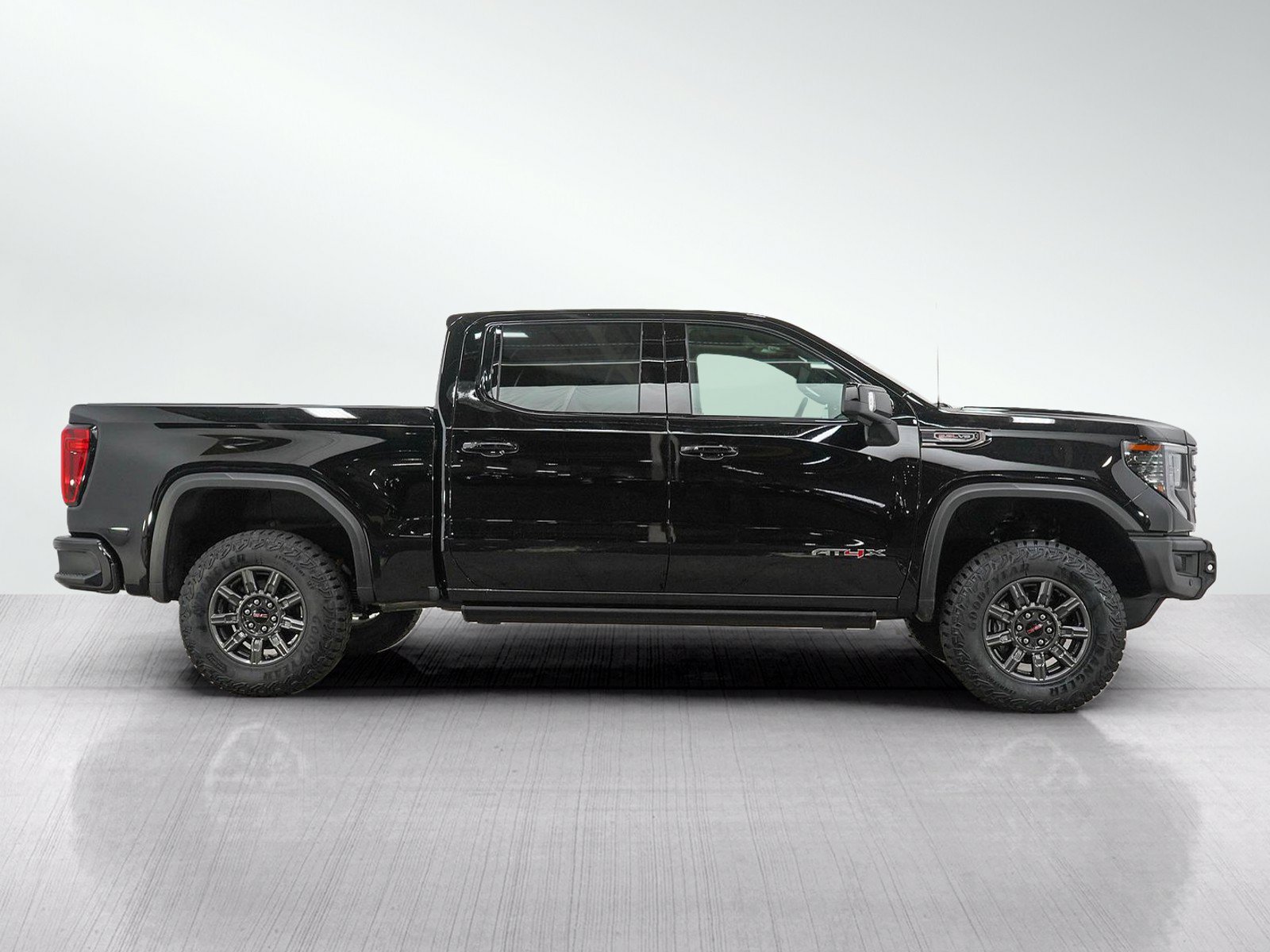 Used 2026 GMC Sierra 1500 AT4X AWD/4WD image 6