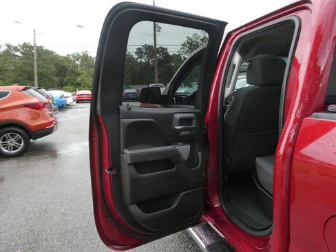 Used 2018 Chevrolet Silverado 1500 LT w/ All Star Edition AWD/4WD image 25