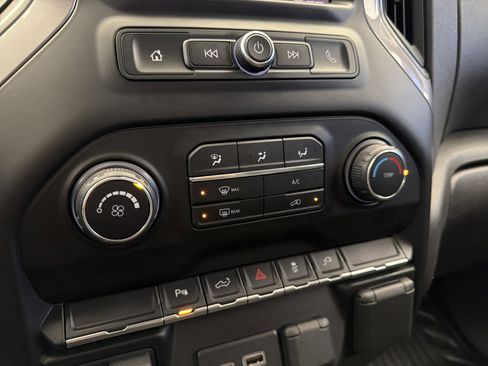 Used 2021 Chevrolet Silverado 1500 W/T w/ WT Value Package image 19