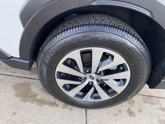 Used 2024 Subaru Outback Premium AWD/4WD image 30