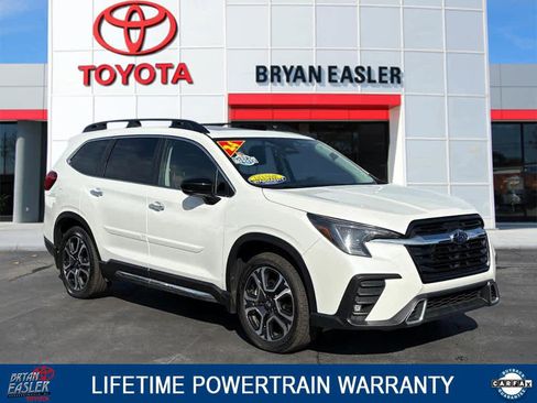 Used 2024 Subaru Ascent Touring image 1