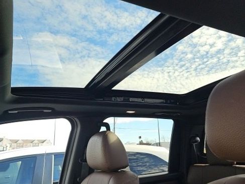 Used 2023 Nissan Titan Platinum Reserve w/ Moonroof Package image 6