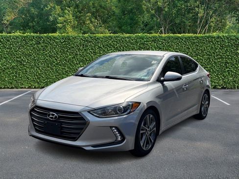 Used 2017 Hyundai Elantra Limited FWD image 8