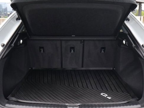Used 2023 Audi Q4 e-tron Premium Plus w/ Premium Plus AWD/4WD image 6