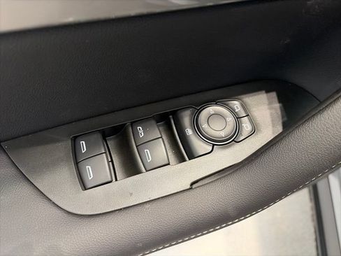 New 2026 Chevrolet Blazer LT w/ Convenience Package AWD/4WD image 9