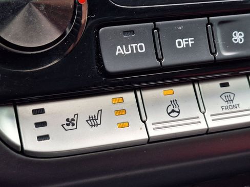 Used 2018 Hyundai Sonata Limited image 25