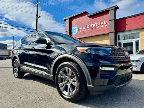Used 2021 Ford Explorer XLT w/ Equipment Group 202A image 1