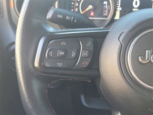 Used 2024 Jeep Gladiator Mojave image 33