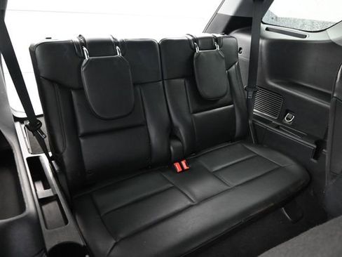 Used 2023 Ford Explorer Limited w/ Equipment Group 301A AWD/4WD image 10