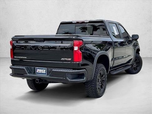 Used 2023 Chevrolet Silverado 1500 ZR2 w/ Technology Package AWD/4WD image 2