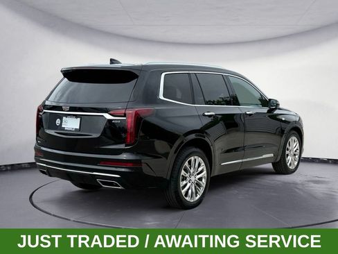 Used 2023 Cadillac XT6 Premium Luxury w/ Technology Package AWD/4WD image 5