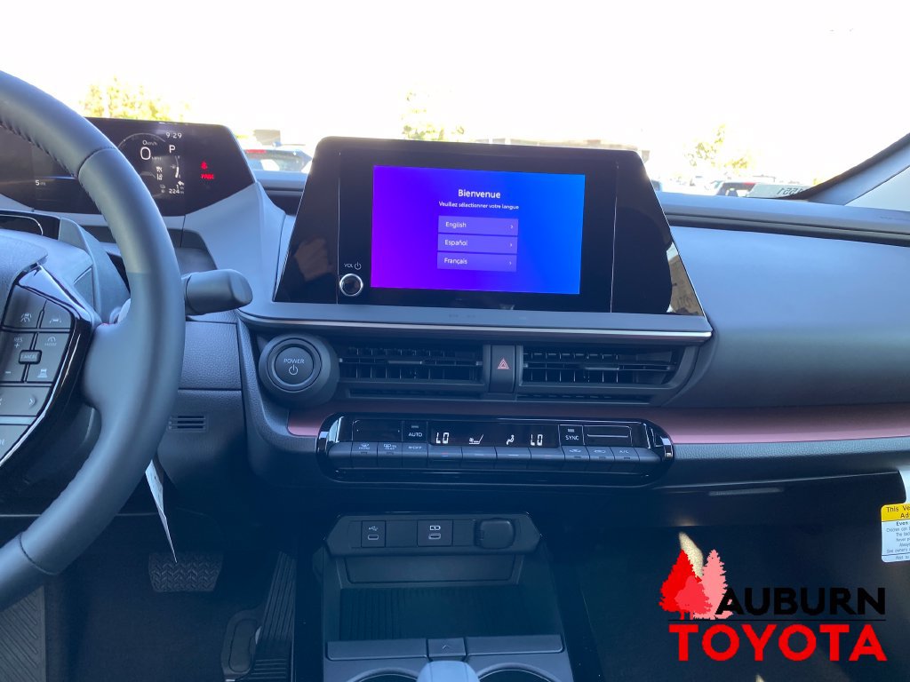 New 2027 Toyota Prius Plug-In Hybrid FWD image 16