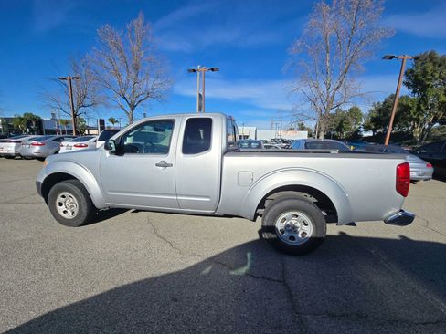 Used 2006 Nissan Frontier XE w/ (G01) XE Preferred Pkg image 8