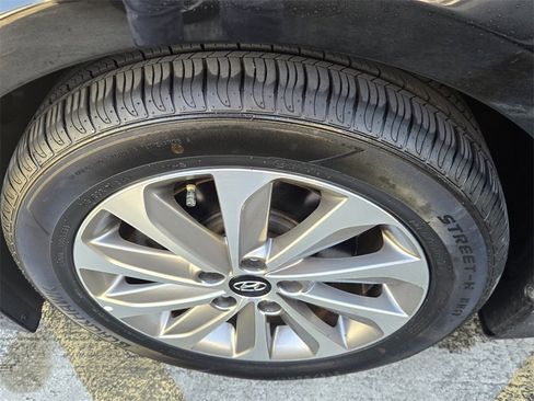 Used 2016 Hyundai Sonata Sport image 7