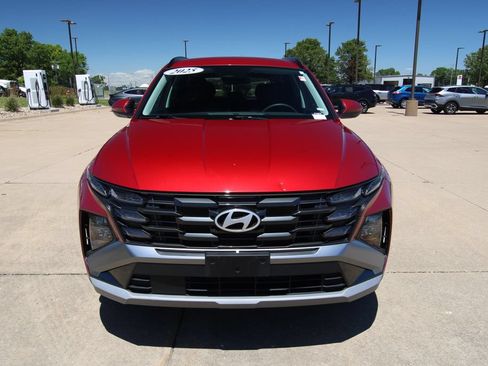 Used 2025 Hyundai Tucson SEL AWD/4WD image 2