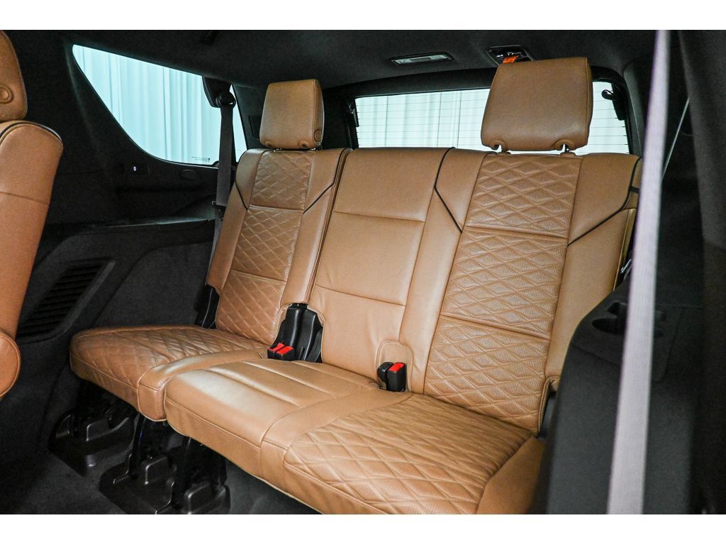 Used 2021 Cadillac Escalade Sport w/ Driver Assist Tech Package AWD/4WD image 30
