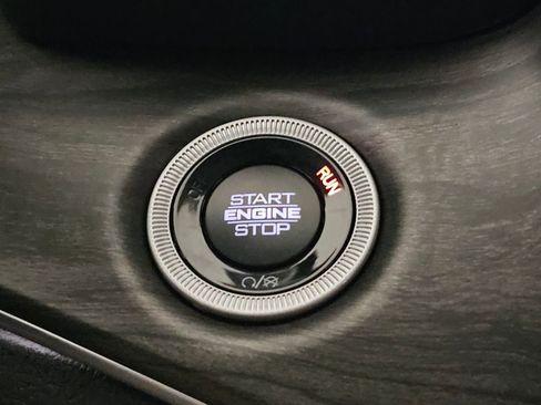 New 2025 Jeep Grand Cherokee Limited image 31