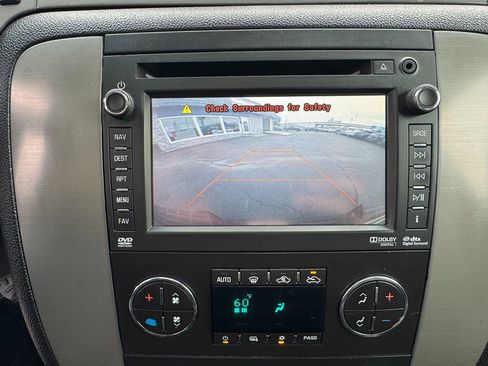 Used 2013 Chevrolet Silverado 3500 LTZ AWD/4WD image 21