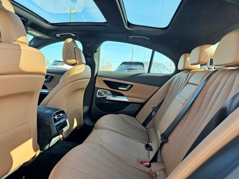 New 2026 Mercedes-Benz E 350 4MATIC Sedan image 21