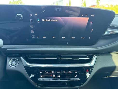 Used 2025 Buick Envista Avenir FWD image 10
