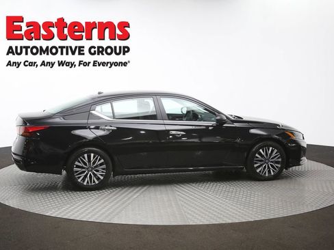Used 2025 Nissan Altima 2.5 SV image 43