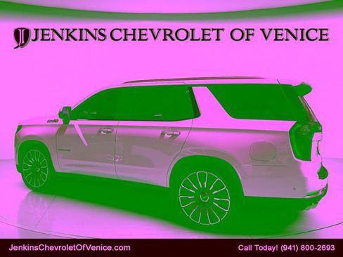 Used 2025 Chevrolet Tahoe High Country AWD/4WD image 7