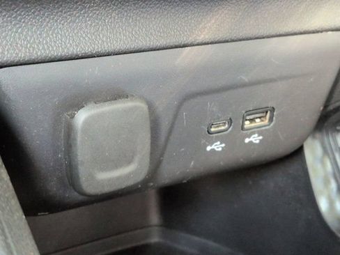 Used 2025 Chevrolet TrailBlazer LT w/ Driver Confidence Package FWD image 20