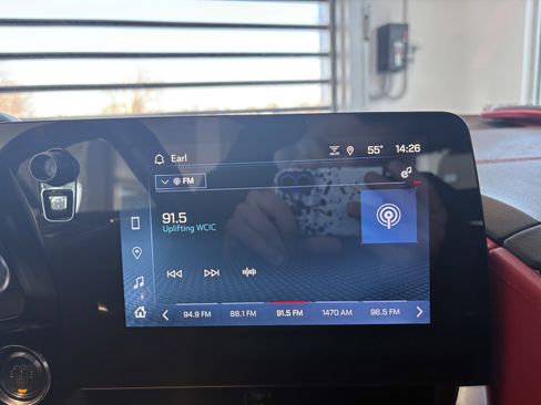 Used 2024 Chevrolet Corvette Stingray Preferred Cpe w/ Battery Protection Package image 15