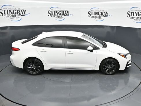 Used 2025 Toyota Corolla SE FWD image 25